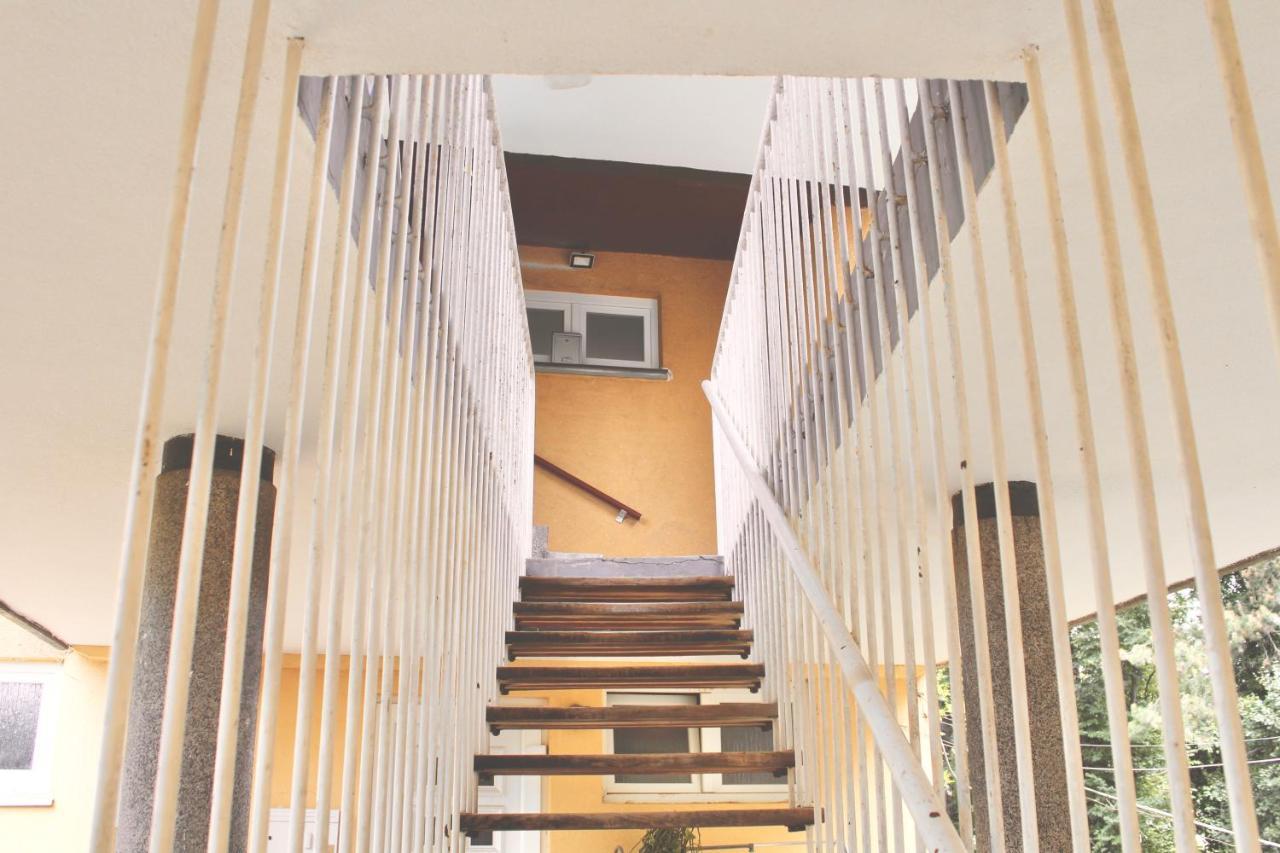 Stardust Apartment ซาเกร็บ ภายนอก รูปภาพ
