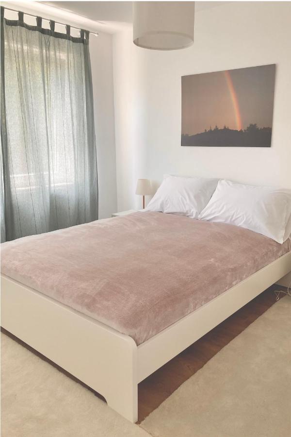 Stardust Apartment ซาเกร็บ ภายนอก รูปภาพ