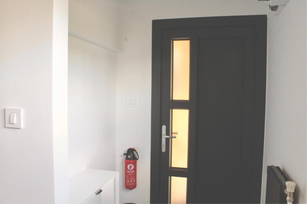 Stardust Apartment ซาเกร็บ ภายนอก รูปภาพ