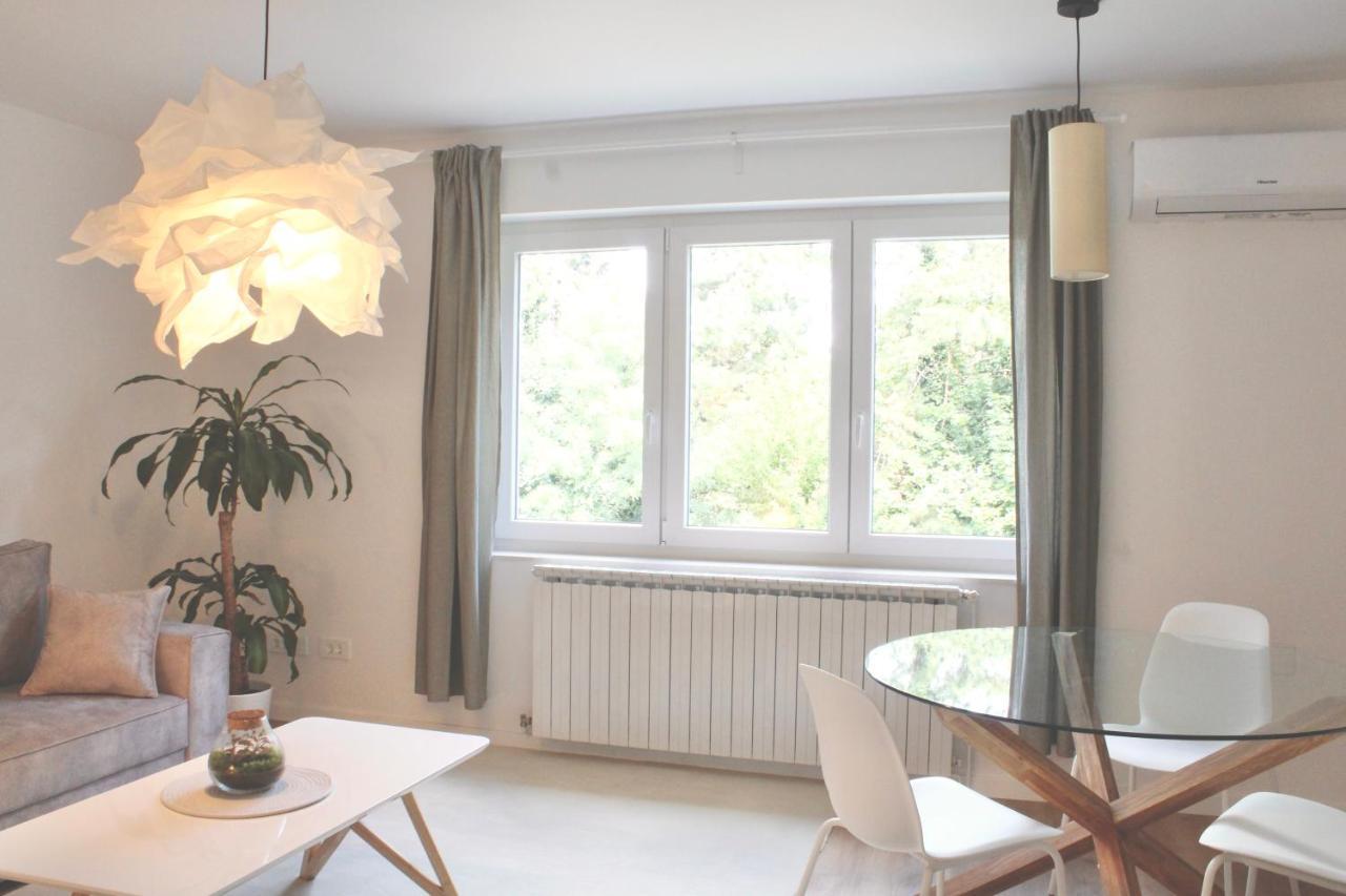Stardust Apartment ซาเกร็บ ภายนอก รูปภาพ