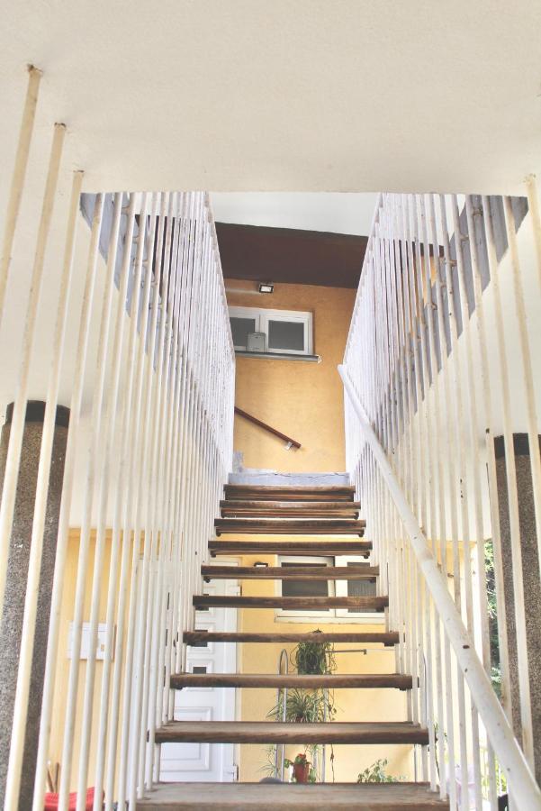 Stardust Apartment ซาเกร็บ ภายนอก รูปภาพ